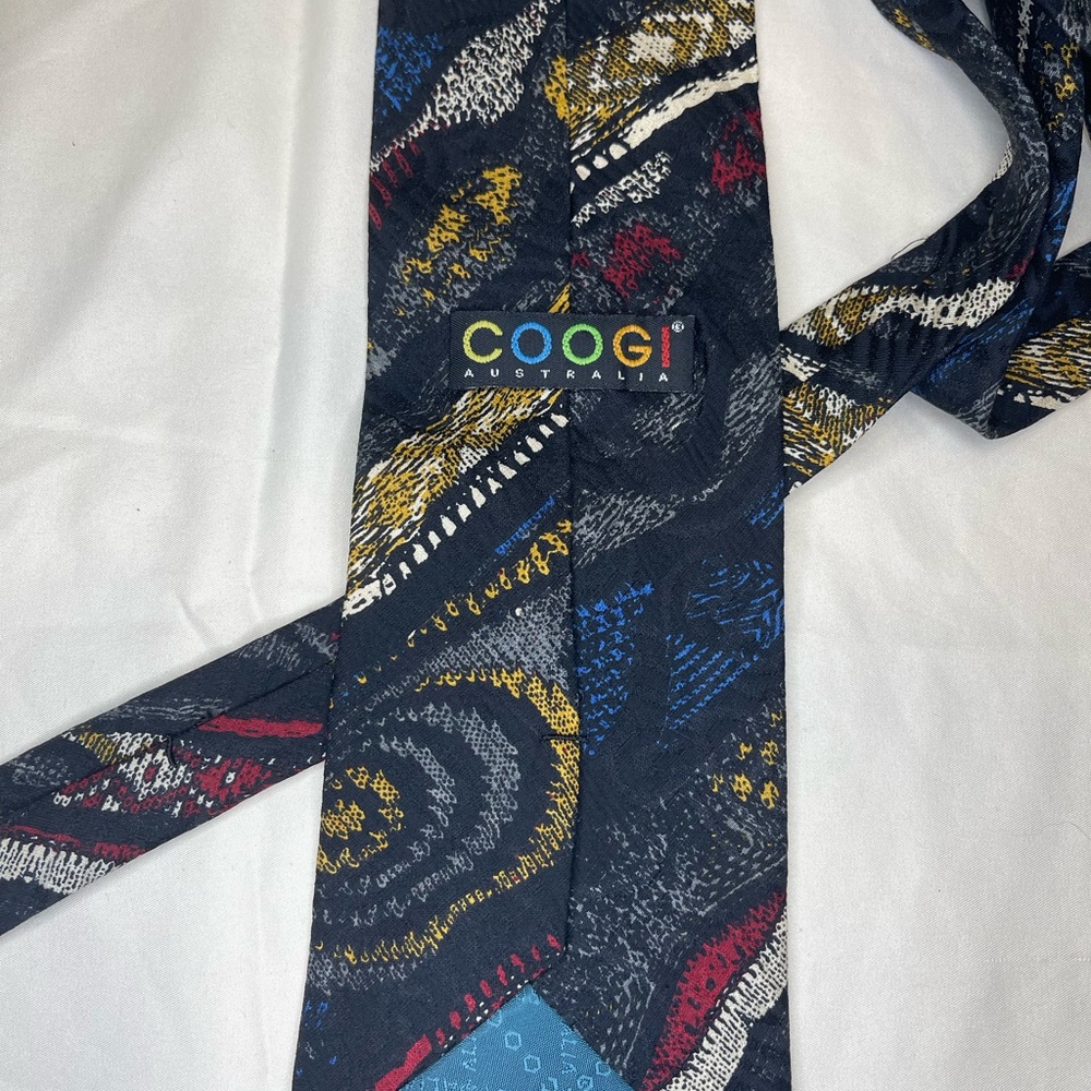 COOGI Australia Vintage Vibrant Patterned Tie 100% Silk